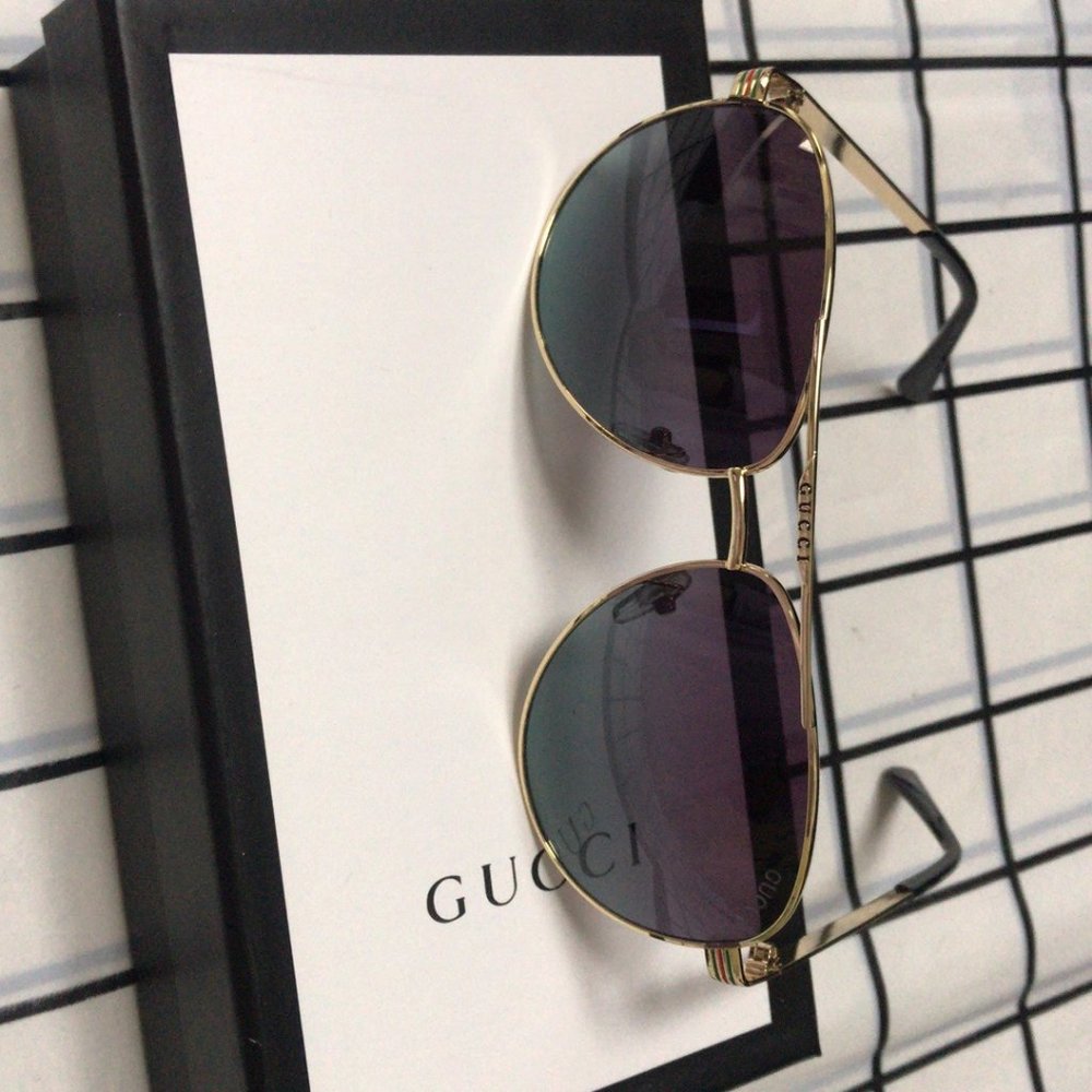 Women's sunglasses gradient gucci